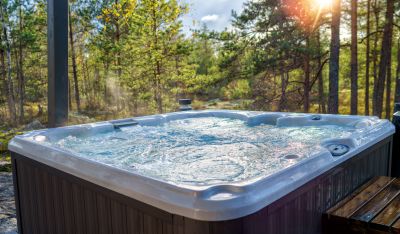 Outdoor Bathtub
